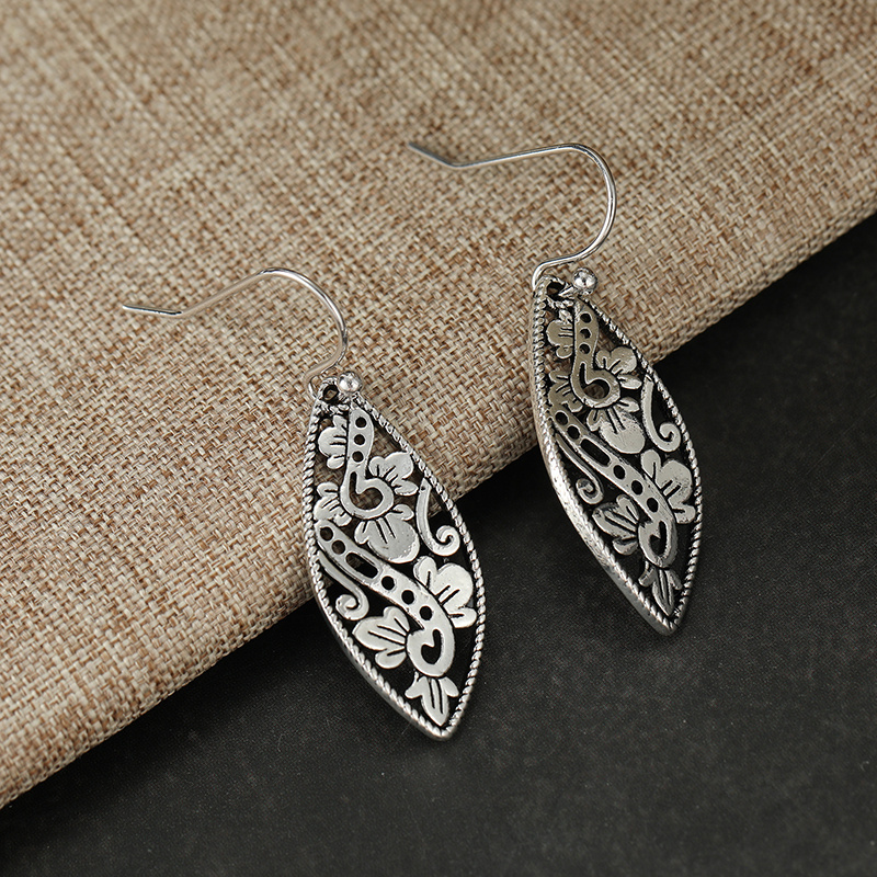 Women's Handmade Copper Flower & Leaf Pattern Irregular Pendant Earrings